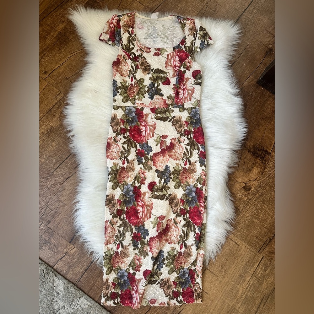 Windsor Floral Lace Midi Dress - Red, Green, Cream